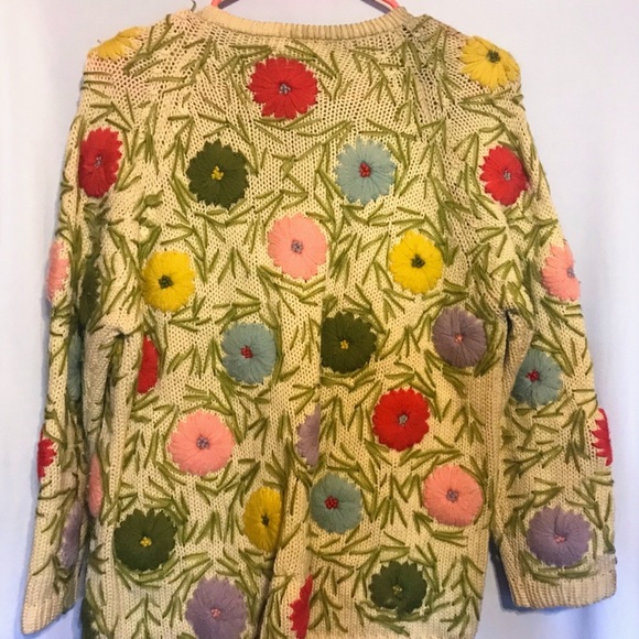 Vintage handcrafted embroidery embellished cardigan! 100% Wool - Picture 1 of 5
